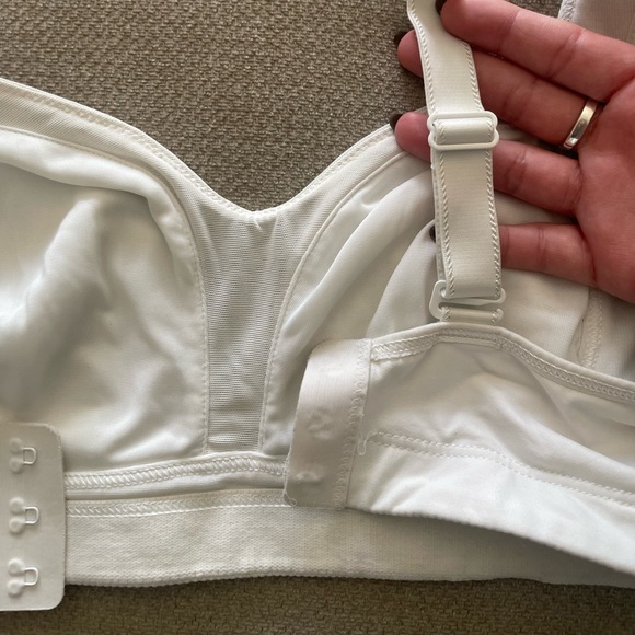 Lululemon Bra - Picture 4 of 4